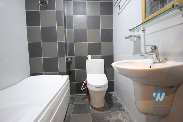   Spacious one bedroom apartment for rent in Cau Giay